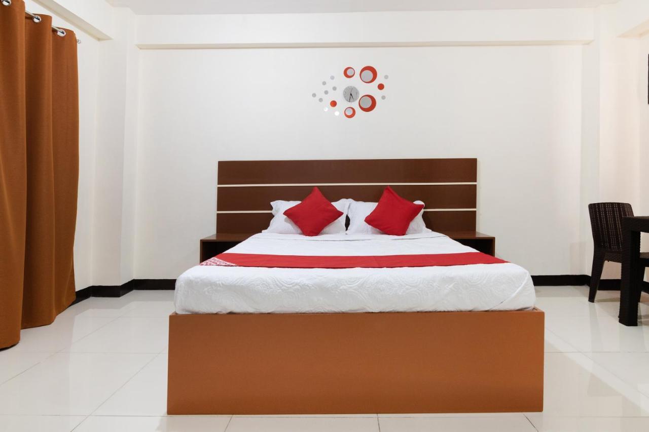 Oyo 578 Red Velvet Suites Μανίλα Εξωτερικό φωτογραφία