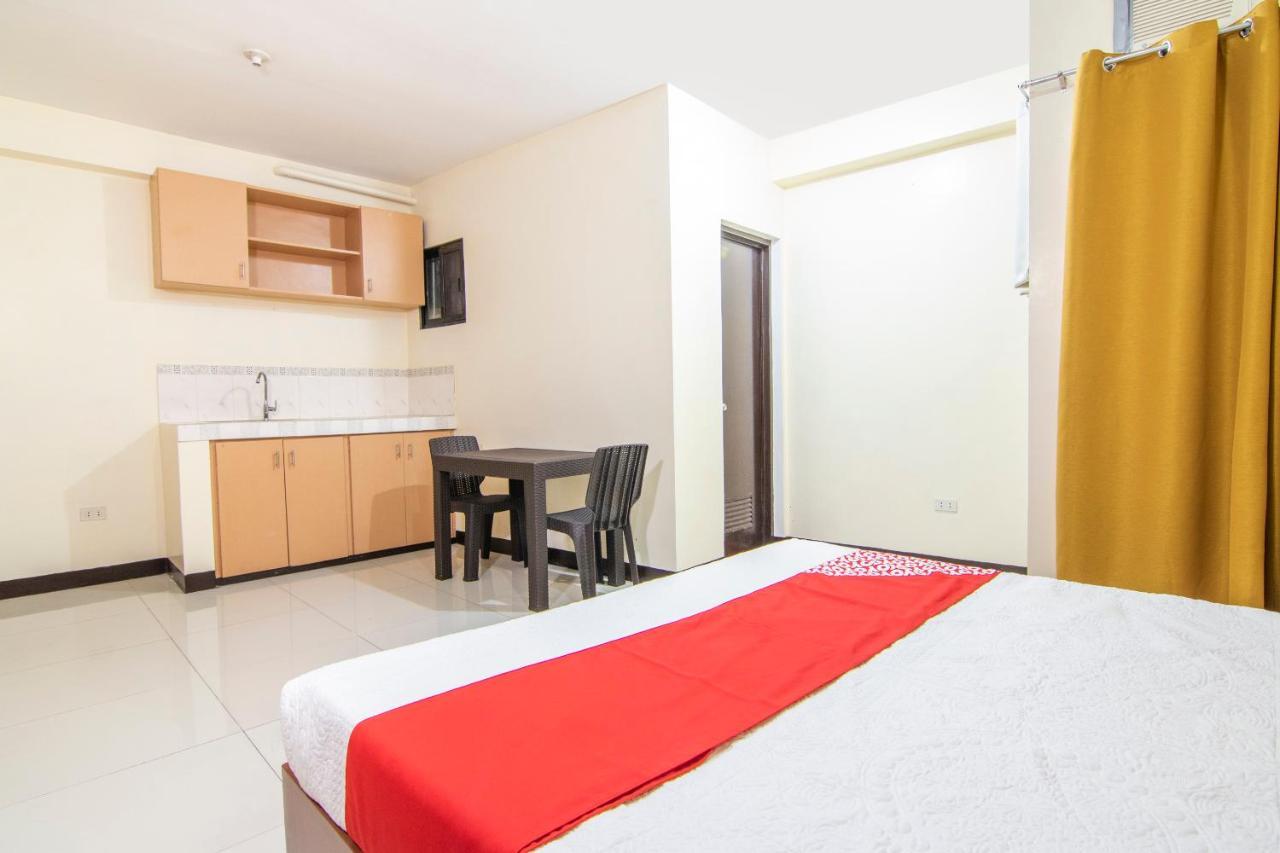 Oyo 578 Red Velvet Suites Μανίλα Εξωτερικό φωτογραφία